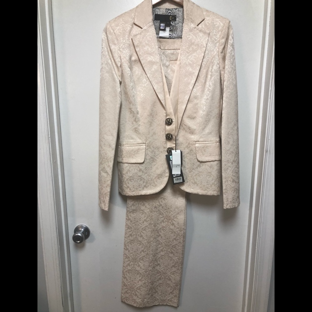 Authentic Robert Cavalli 2 pc Pantsuit (44 Long)